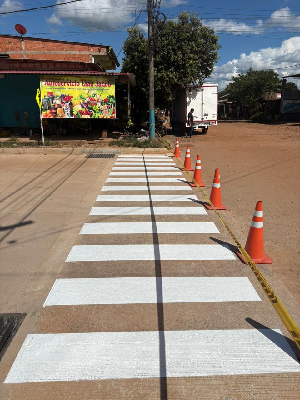 Paso peatonal en vía